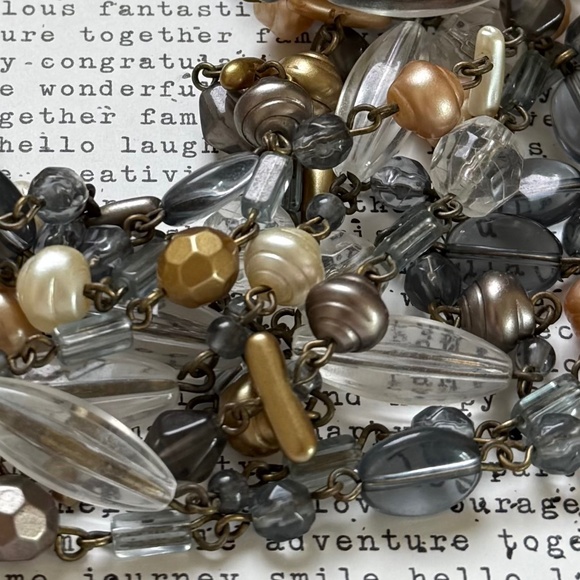 VINTAGE Necklace Beaded Multi Stranded Neutral Rhinestones Bib Antique - Picture 6 of 9